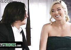 Banged Up Group Sex Means Everybody Tries My GF’s Constricted Twat