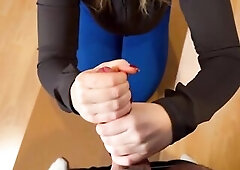 Ideal Booty Yoga Gal gets Backshots and a biggest Spunk fountain on her Large Booty !