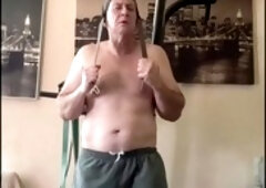 In english, folks, hd videos