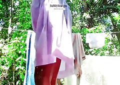 සකල ඇරල ඇවත Sri Lankan Collage Girl Bathing Outdoor