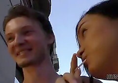 Hunt4k. teenie ha bisogno di soldi per la gioielleria, quindi perché