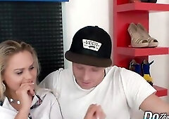 Sexually excited Housewife Barra Brass Booty Pounded by a Ebony Man