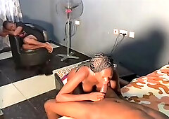 I watch my friend sucking a very big dick of bollocks and end up fucking my giant cock