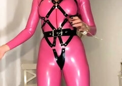 Amateur Webcam Chick Masturbates On Webcam More at