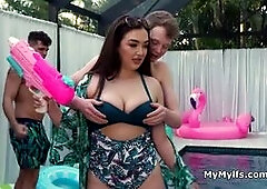 Poolside freeuse fun with hot housewife