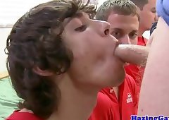 Straight jocks cocksucking in dormroom