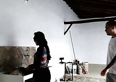 I bang the maid whilst this babe washes