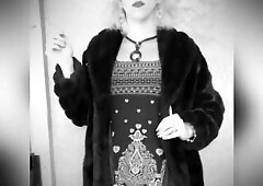 Smokin' in yiff coat.