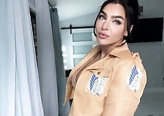 Howdy boyz! Come see our full XXX content, link in bio...we are soo sexually excited and wanna chat! This is Jenny, this babe likes to play Manga, or 