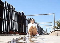 Tons of pee from a lewd playgirl