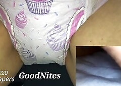 [020] Peeing with GoodNites! The inside of the diaper is wrapped in pleasure!