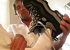 FootFriends.com: Foot licking video