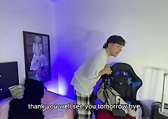 Diego Llega De Viaje A Medellin Para Follar Con Su Hermanastro Cornudo Cuckold Mientras Ryam Los Deja Solos En Casa Termina Con Verga Metida En Culo