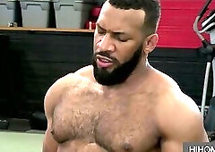 Riley Is Pretty Sexy says Monster Black Dick Jay Landford