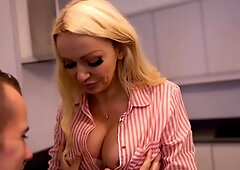 WankItNow Amber Jayne MILF Seduction