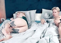 Blond Step Mamma With Biggest Boobs Shares My Daybed After Fighting With Daddy And Gets Banged Hard In Spooning Until Creampie