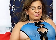 Curvy Brazilian babe with a big ass gets a huge facial in POV