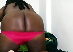 i twerk my corpulent butt