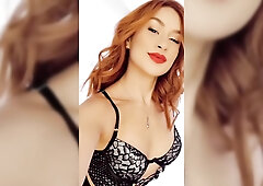 #redhair #shorthair #curlyhair #redlips #bigboobs #sensuallook #latin