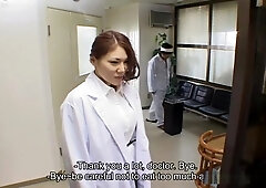 Runa Tominaga seduced by the doctor