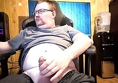 Solo, plump, male masturbator