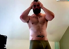 Bearded hunk wanking and fingering butthole for cumshot