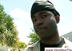 Thug seduces white boy by flashing