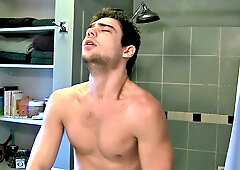 Getting Steamy In The Bathroom - Zack Randall