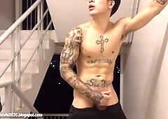 Japanese beauty enjoys a solo session on the stairs