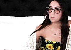Brunette hardcore blowjob