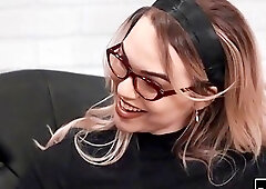 T-Girl doctor Emma Rose facefucks patient and gets barebacked