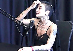 Dom Demands 8 Huge Cocks in Her Gangbang – Her Get Destroyed!