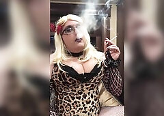 Smokin' CD Sissy Floozy