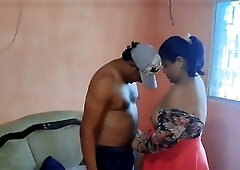 Hubby settles the bill using his wife's big booty in this real homemade scene