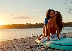 Curvy Buxom PAWG Enjoys the Sunset & Her Husband's Dick On the Shore Of the Lake