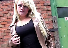 Amateur blonde nymph peeing in public