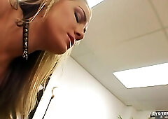 Fucks Flower Tuccis Holes!