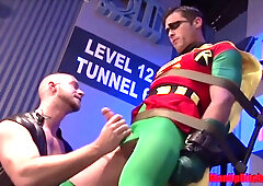 Robin Captured And Masturbated By Zod