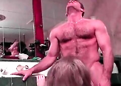 A fleshly brunette hair pleasures her partner in the baths with intensive blow job and fingering, leading to explosive ecstasy. The erotic tension bui