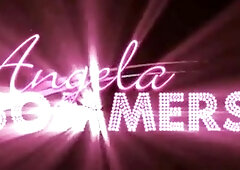 Pee fetish fingering babe pisses over her hands in hd