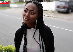 Colombian Ebony gets picked up and fucked