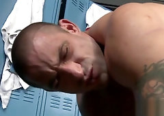 Buff hunk nailed with bbc