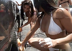 Zero Tolerance: Racy Rinsers: A Car Wash Like No Other