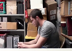 YoungPerps - Beefy stud fucked hard by a mall cop