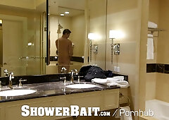 ShowerBait Str8 Boy taking Advantage of in this Douche Nail
