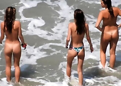Voyeur spying on naked amateur young babes at the beach