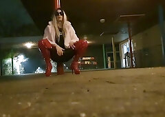 riskiy public walk in footwear and v-card