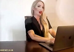 The Boss Bitch goddess - Introduction to the OFFICE