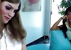 Luscious young shemale can't help herself but to suck dick