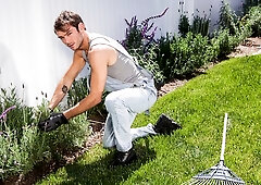 Muscular white hunk Max Adonis takes Jason Vario's throbbing cock